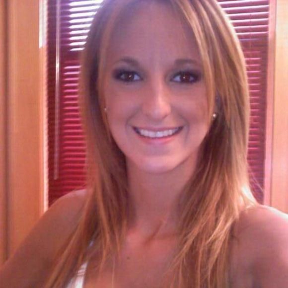 Meet your Posher, Brooke - Picture 1 of 1